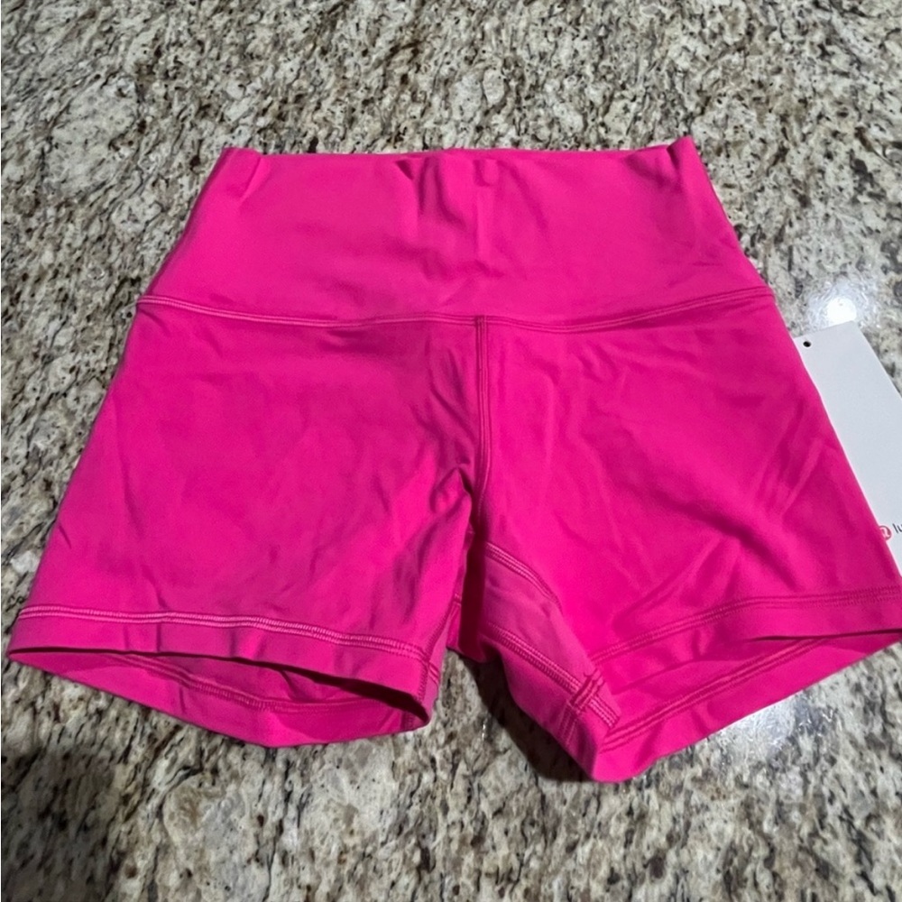 Lululemon Align High Rise Short 4” Sonic Pink Size 6